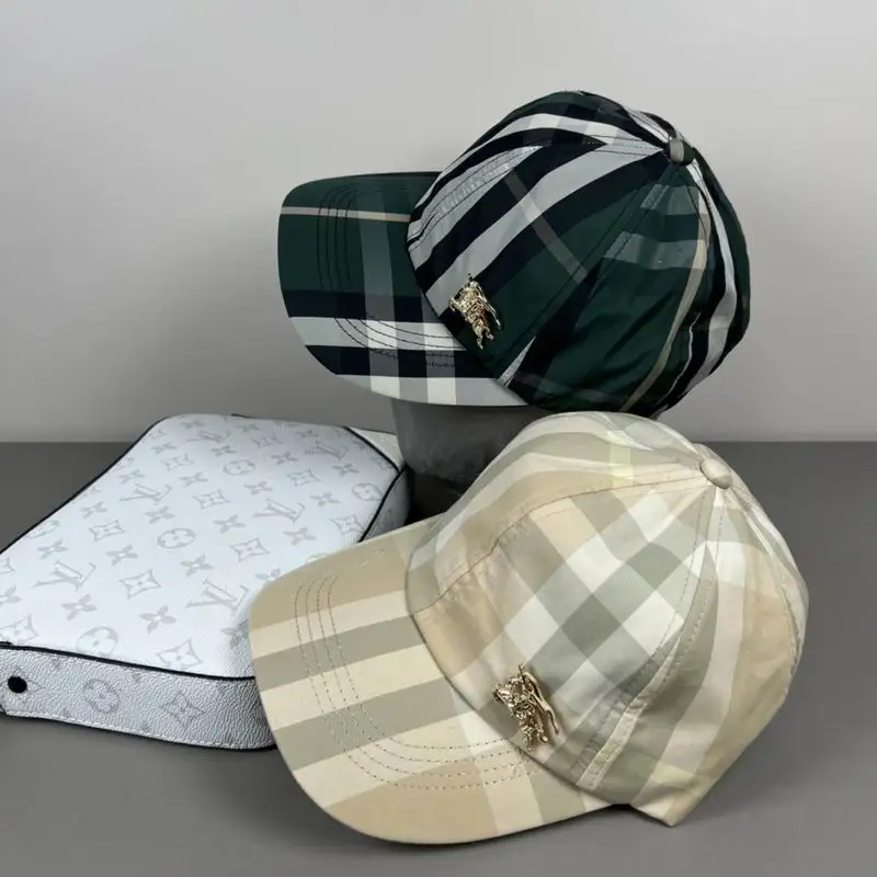 Burberry Cap dx27